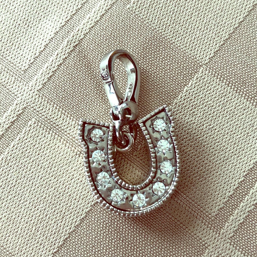 Juicy Couture Horse shoe charm
